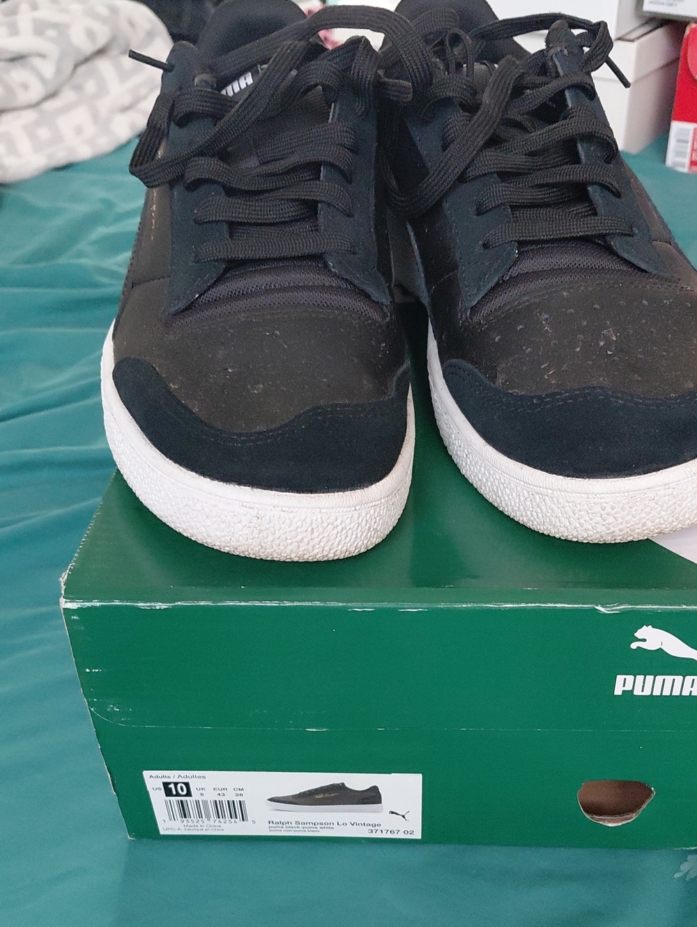 Puma Men’s Black and White Low-Top Sneakers